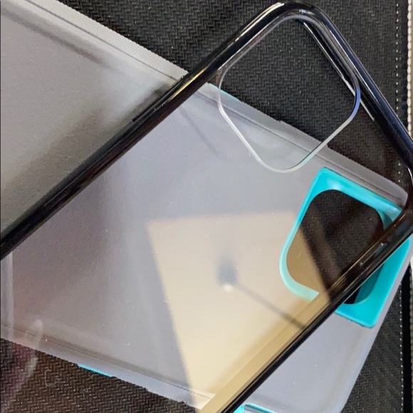 Iphone hard case bundle! - Picture 3 of 3